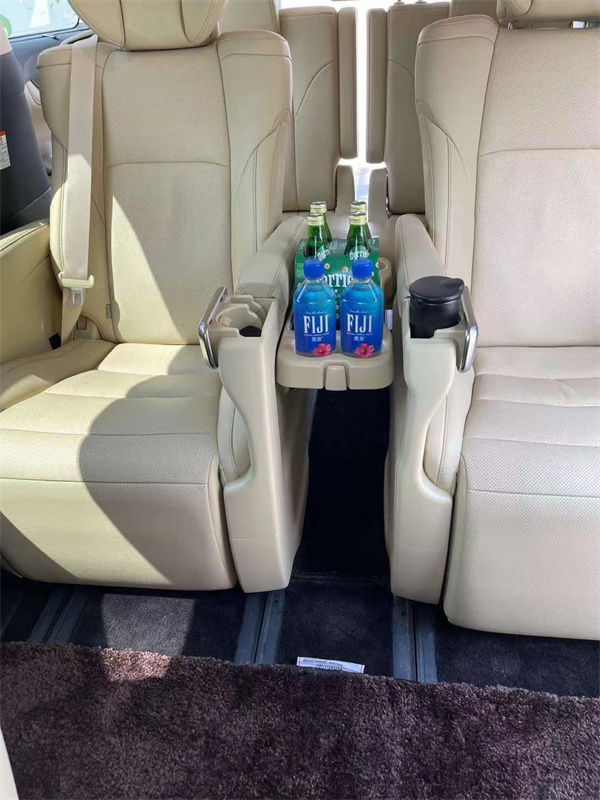 上海租埃爾法商務(wù)車